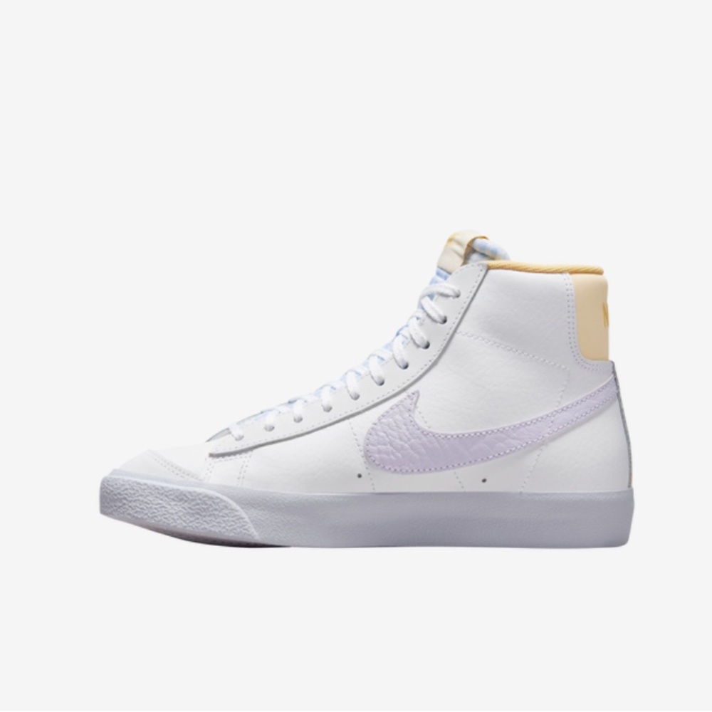 Nike Blazer Mid '77